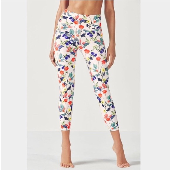 Fabletics Pants - FABLETICS high waisted floral powerhold leggings